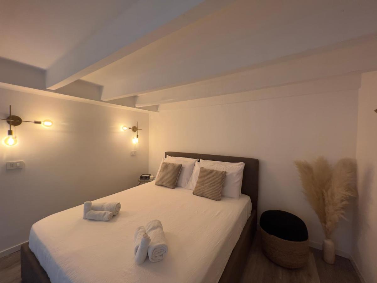 Apartamento Regina In Porta Romana 3 - Sky Tv, Wifi & Breakfast Box