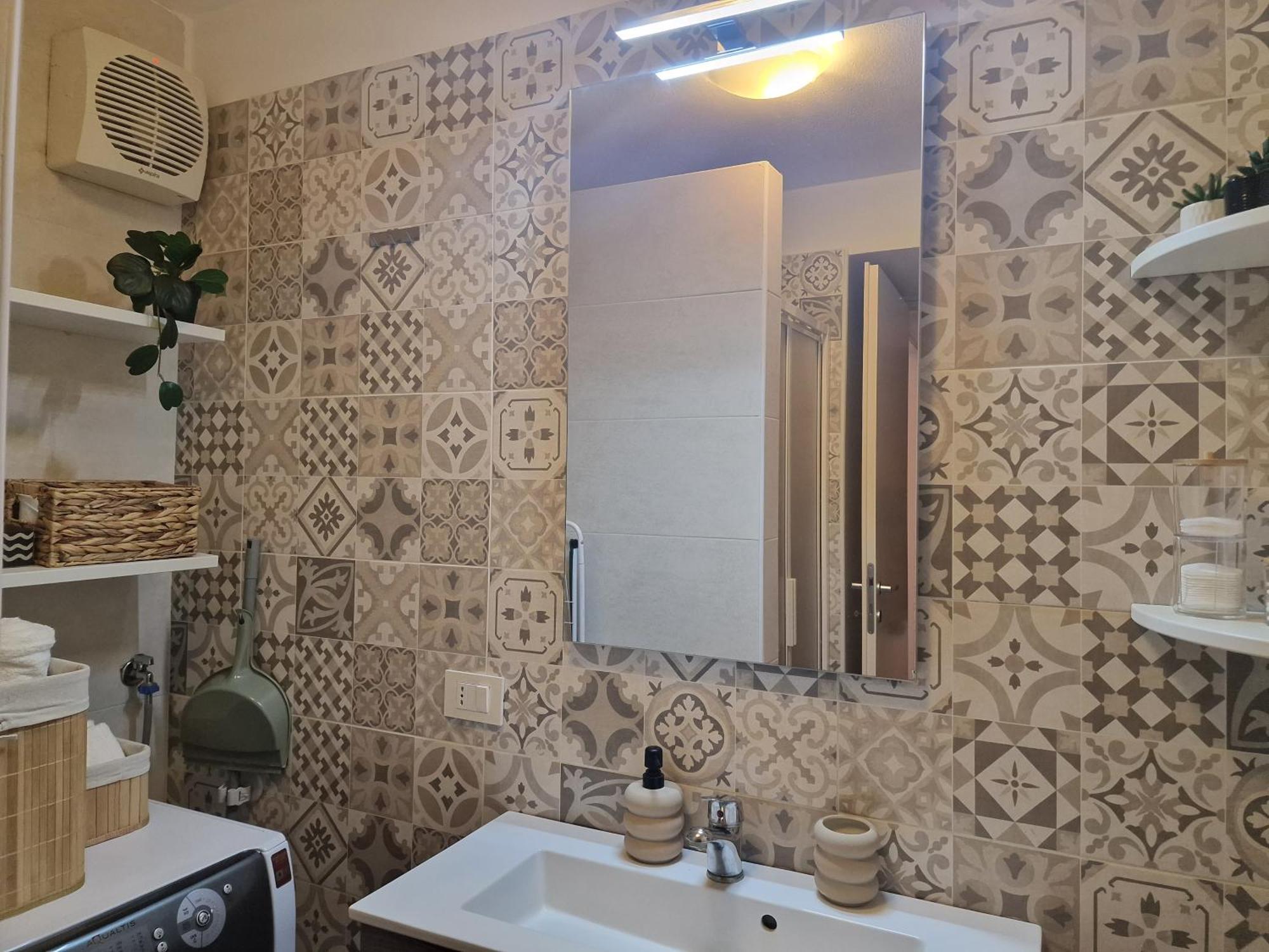 Regina In Porta Romana 3 - Sky Tv, Wifi & Breakfast Box Apartamento