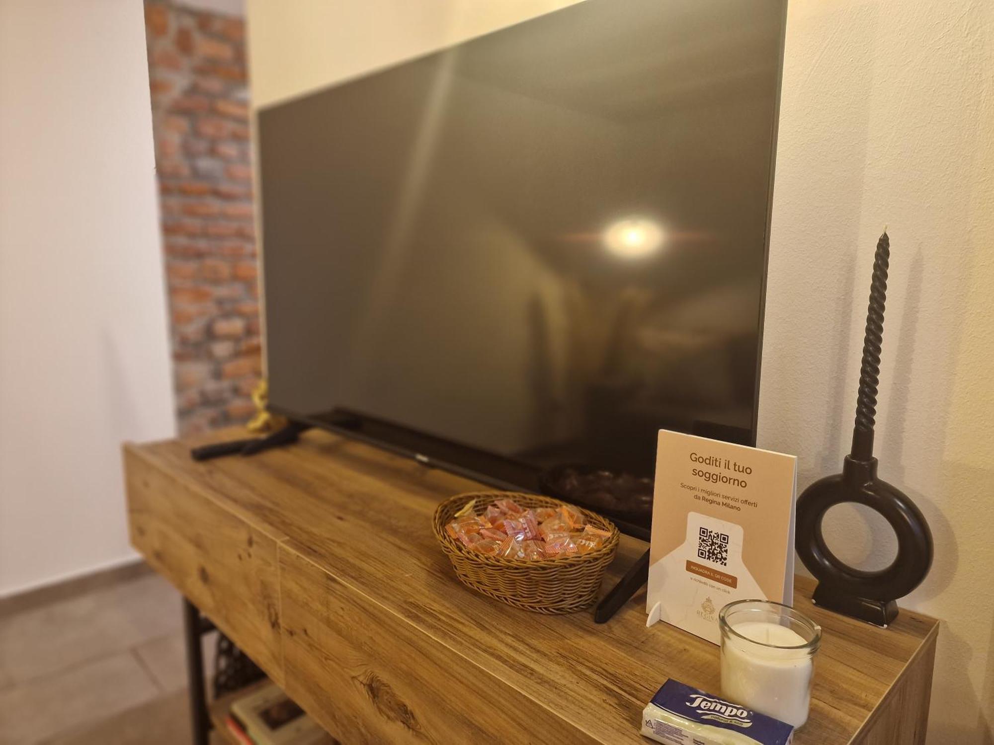 Regina In Porta Romana 3 - Sky Tv, Wifi & Breakfast Box * Milán